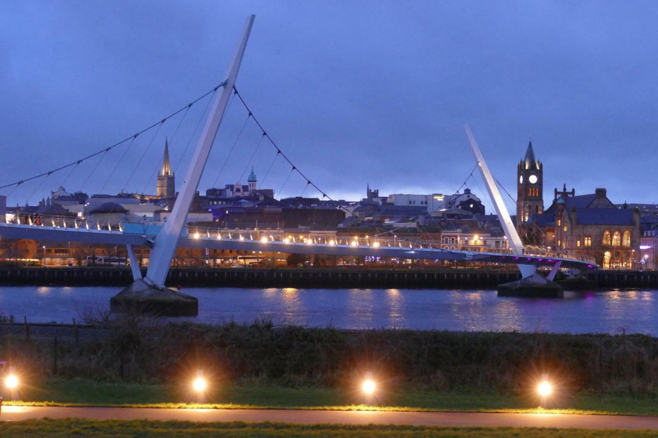 Legenderry B&B Екстер'єр фото